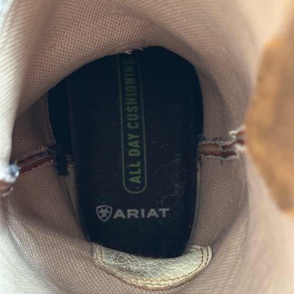 Brown Ariat Cowboy Boots - Women’s 7 - Picture 6 of 7